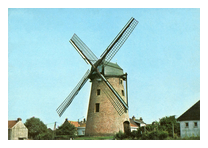 Carte postale Moulin  vent de Leers - Flandres - Nord - France