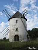 moulin de belle assise à Jossigny 77 Moulin à vent à Jossigny en Ile de France